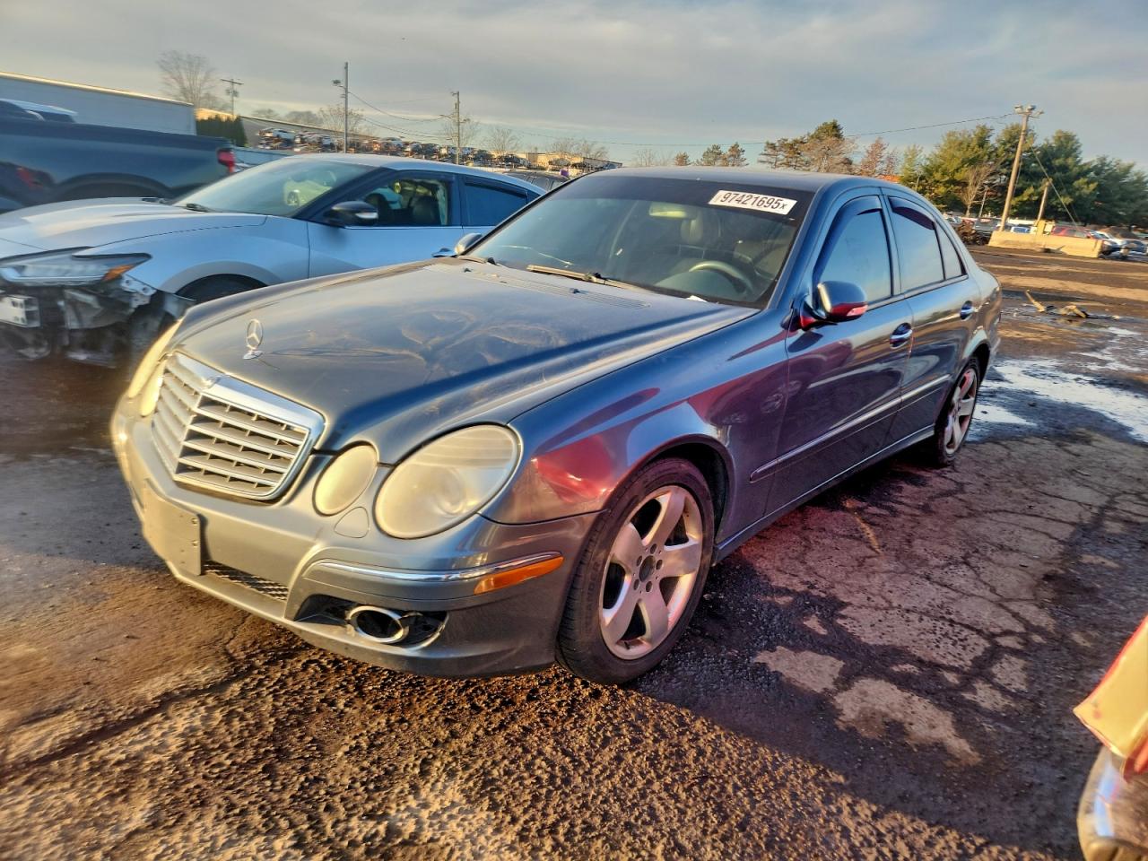 Mercedes-Benz E-Class 550 4matic Image 1