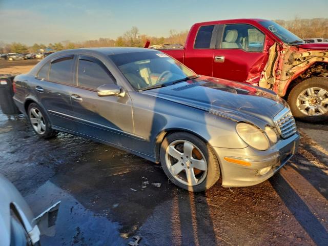 Mercedes-Benz E-Class 550 4matic Image 5