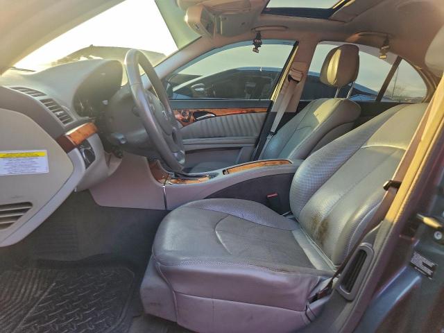 Mercedes-Benz E-Class 550 4matic Image 12