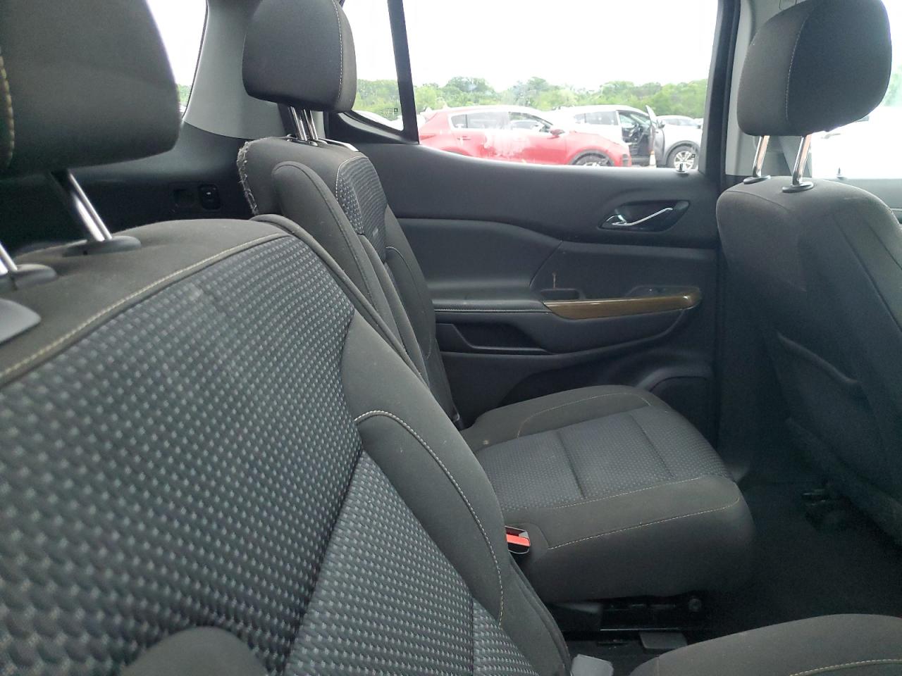 GMC Acadia Sle Image 6