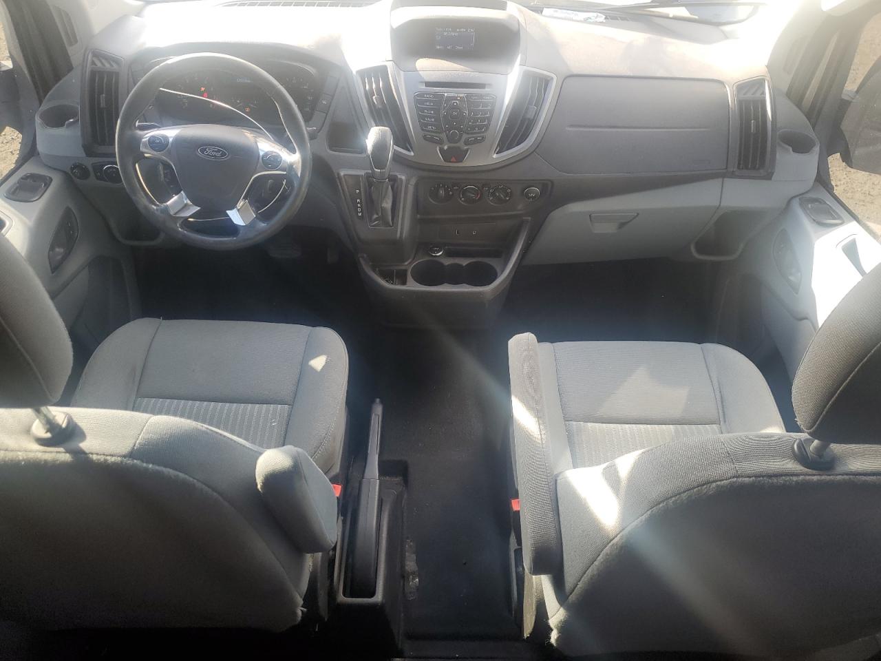 Ford Transit T-250 Image 10