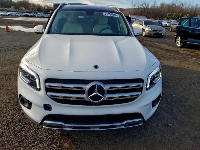 Mercedes-Benz GLB 250 4matic Image 9