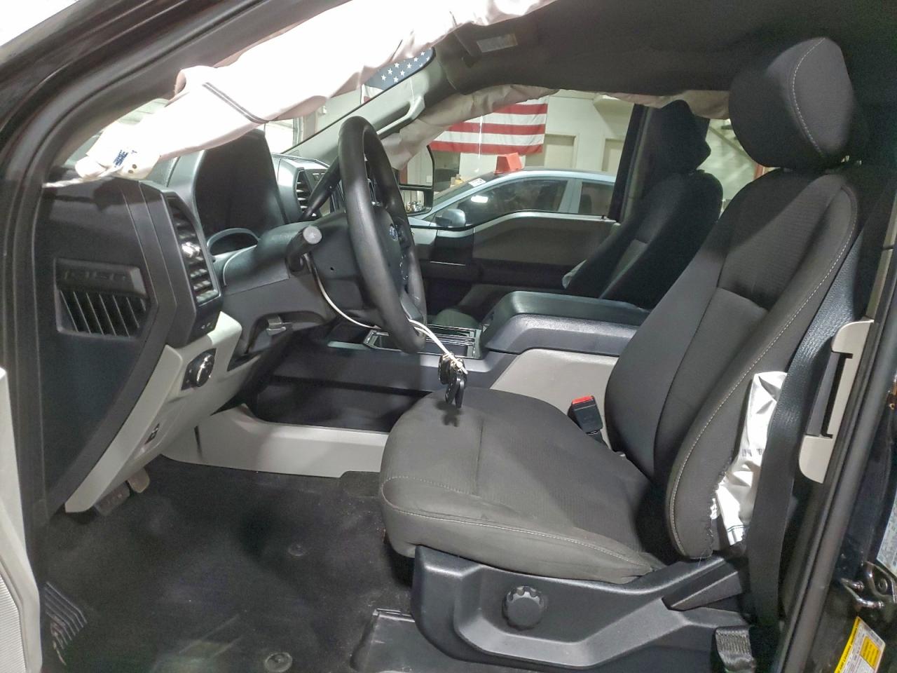 Ford F-150 Super Cab Image 7