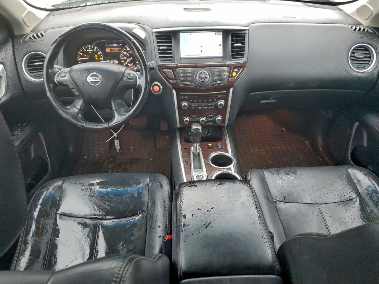 Nissan Pathfinder Sv Hybrid Image 8