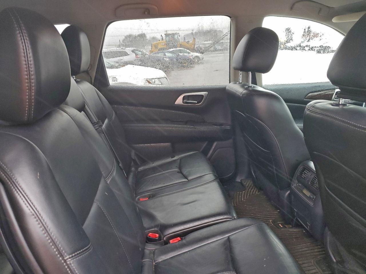 Nissan Pathfinder Sv Hybrid Image 13