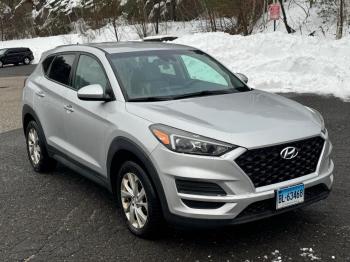  Salvage Hyundai TUCSON