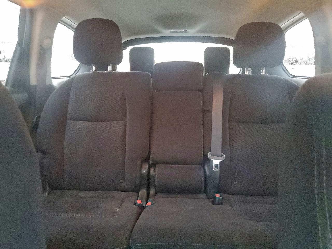 Nissan Pathfinder S Image 12