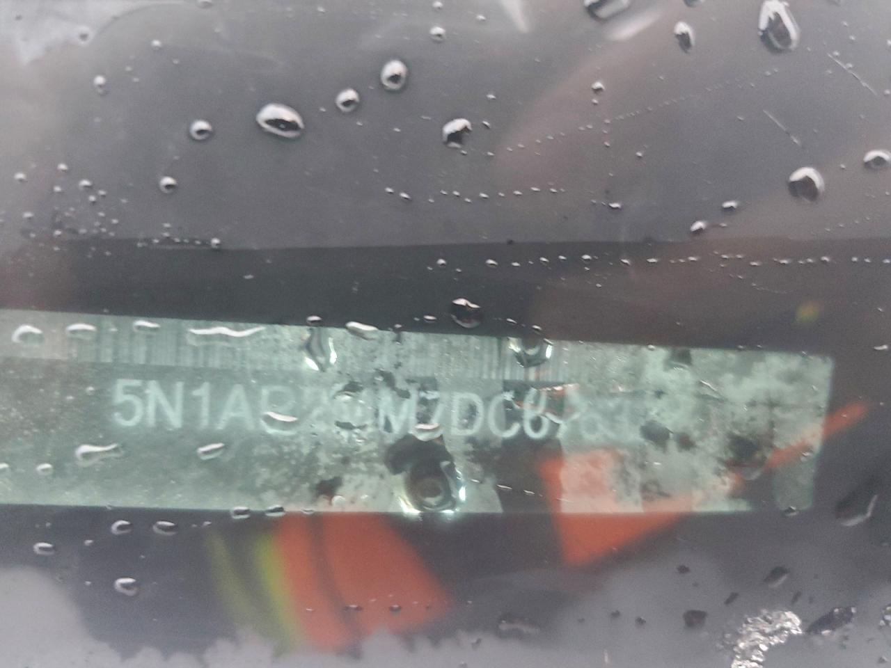 Nissan Pathfinder S Image 8