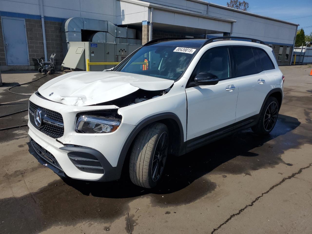 Mercedes-Benz GLB 250 4matic Image 1