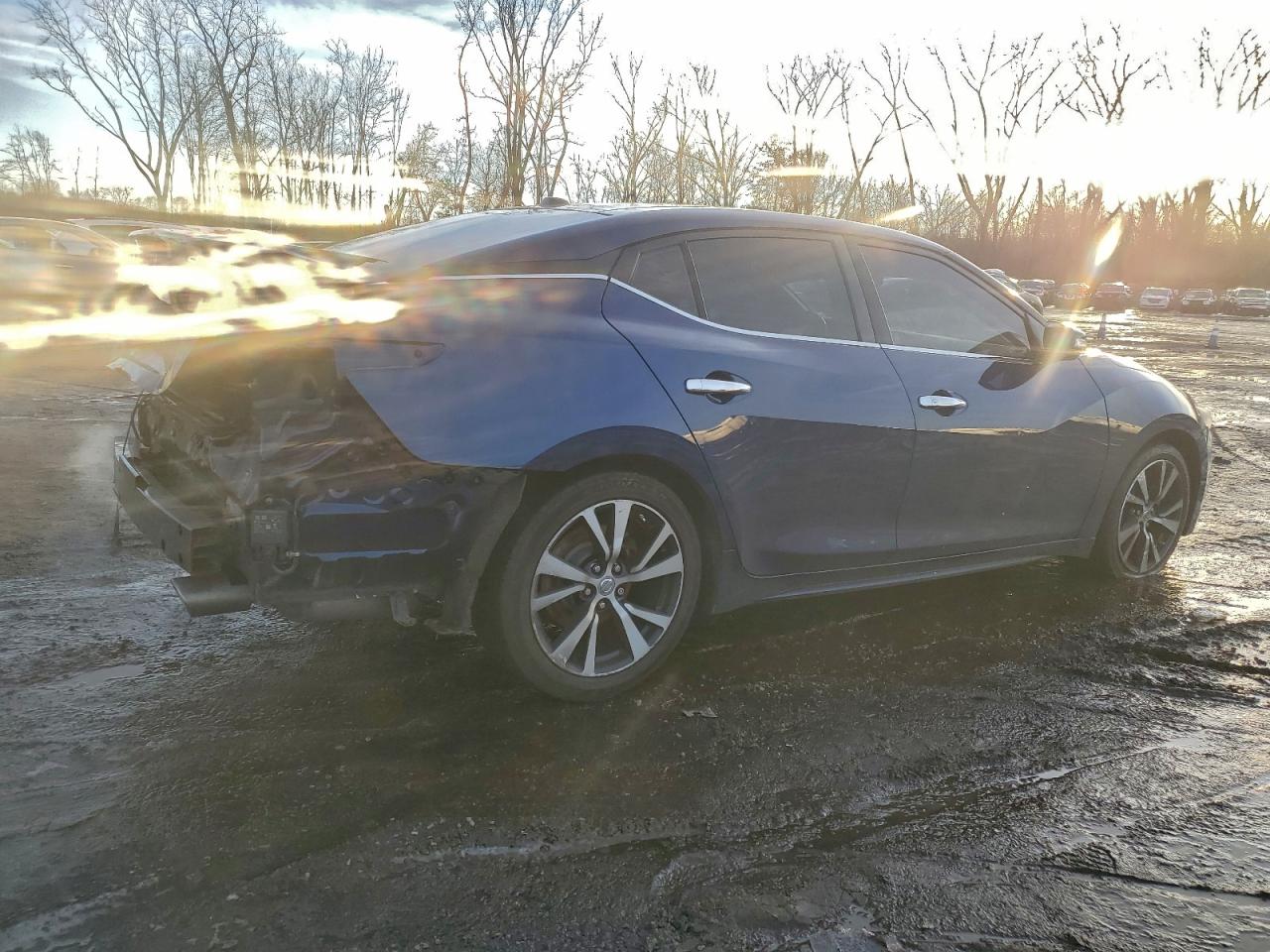 Nissan Maxima 3.5s Image 9