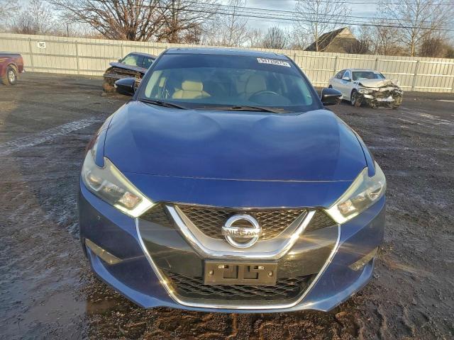 Nissan Maxima 3.5s Image 5