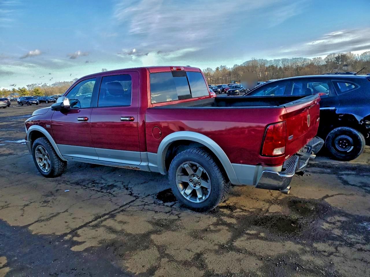Dodge Ram 1500 Laramie Image 12