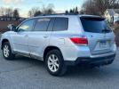 Toyota Highlander Base Image 4