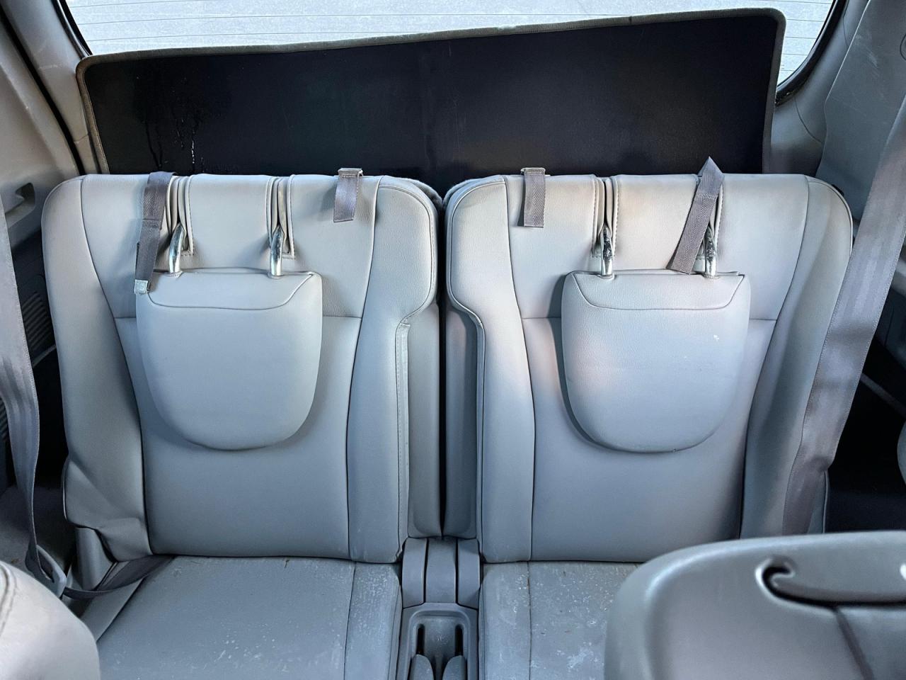 Toyota Highlander Base Image 7