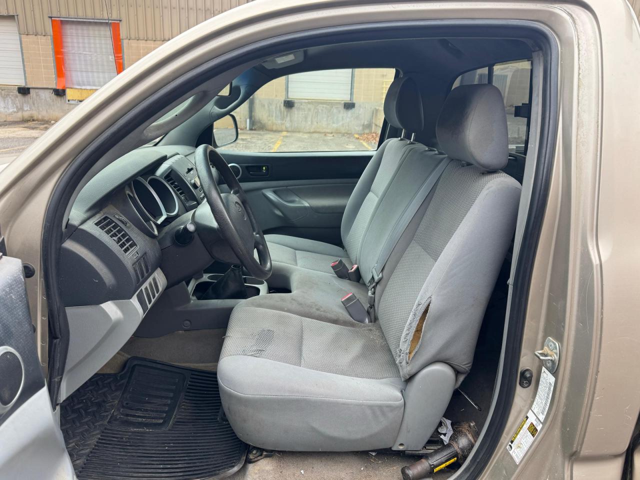 Toyota Tacoma Image 7