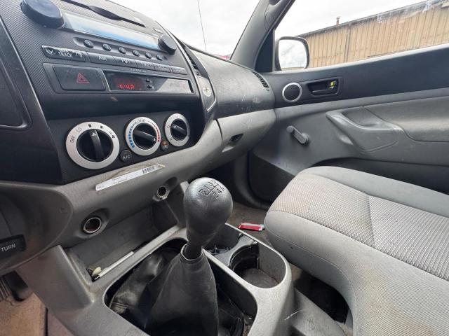 Toyota Tacoma Image 8