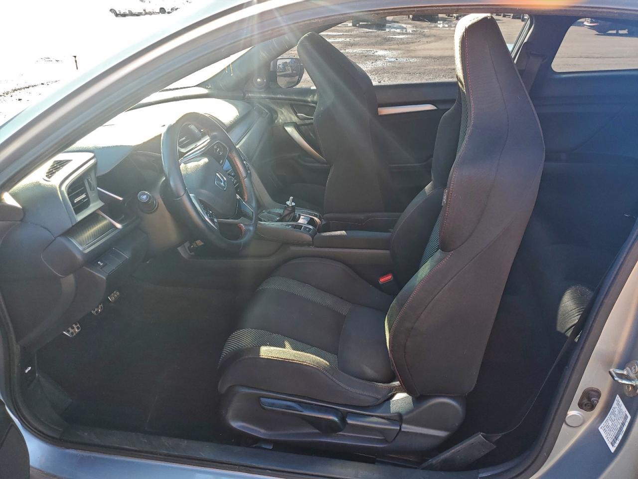 Honda Civic Si Image 2