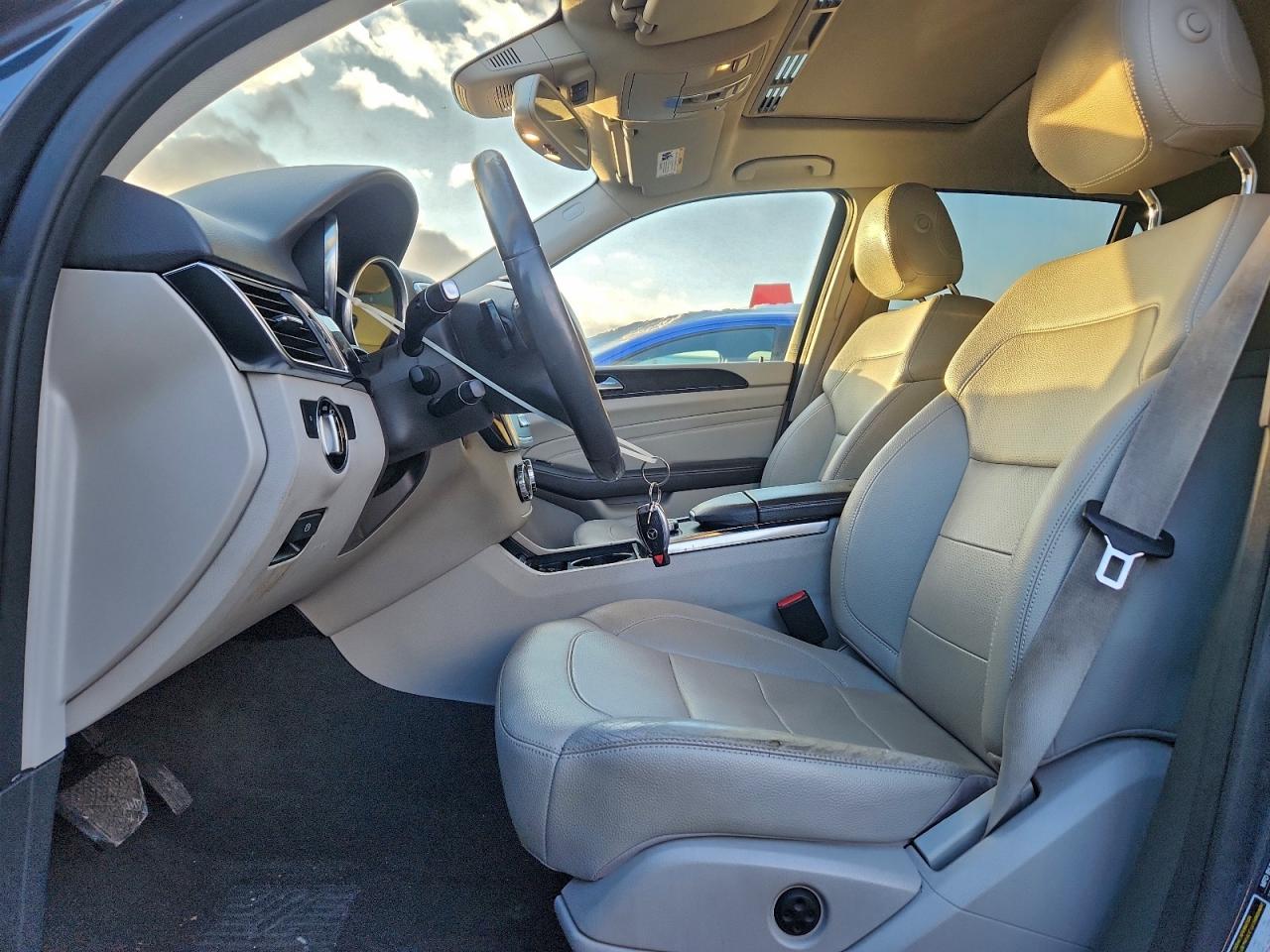 Mercedes-Benz M-Class 350 4matic Image 12