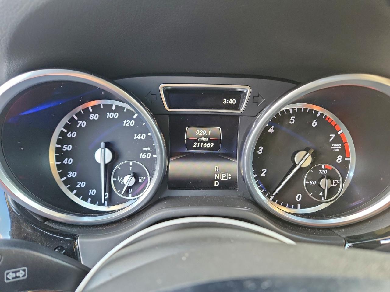 Mercedes-Benz M-Class 350 4matic Image 8