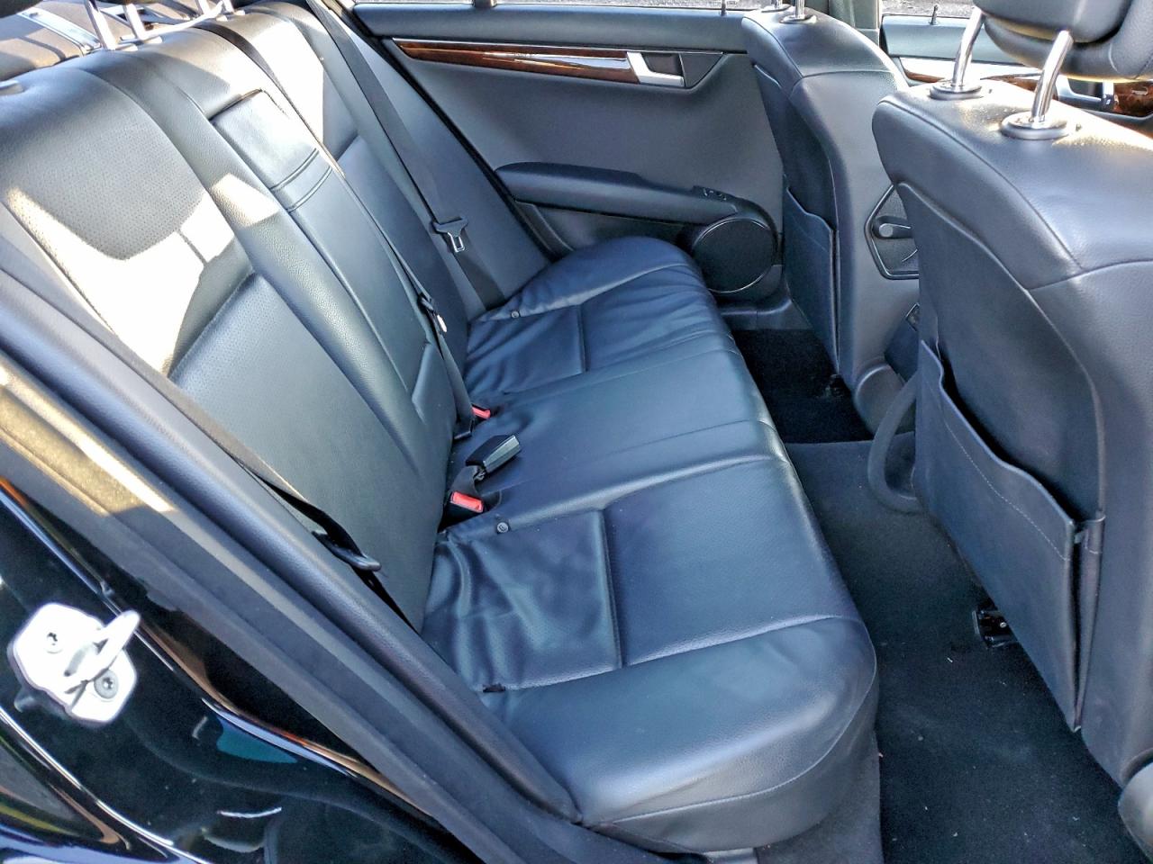 Mercedes-Benz C-Class 300 4matic Image 5