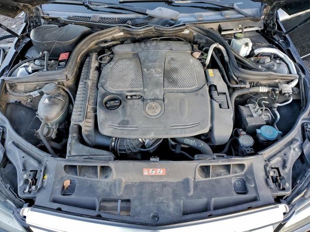 Mercedes-Benz C-Class 300 4matic Image 8