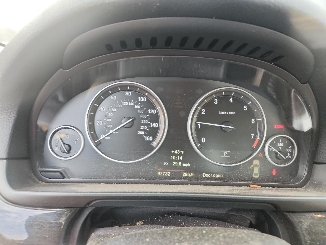 BMW 5 Series I Image 11