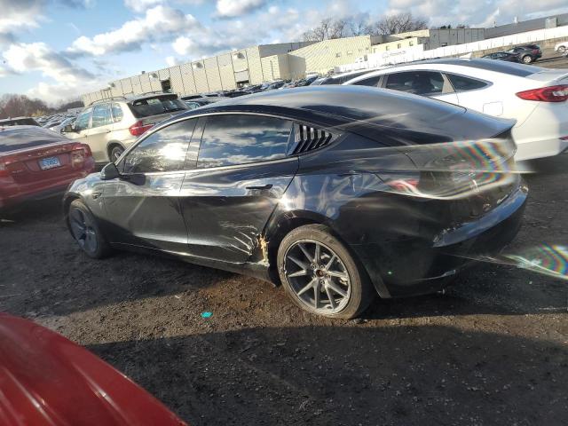 Tesla Model 3 Image 6