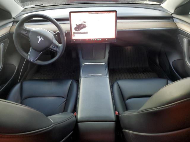 Tesla Model 3 Image 10