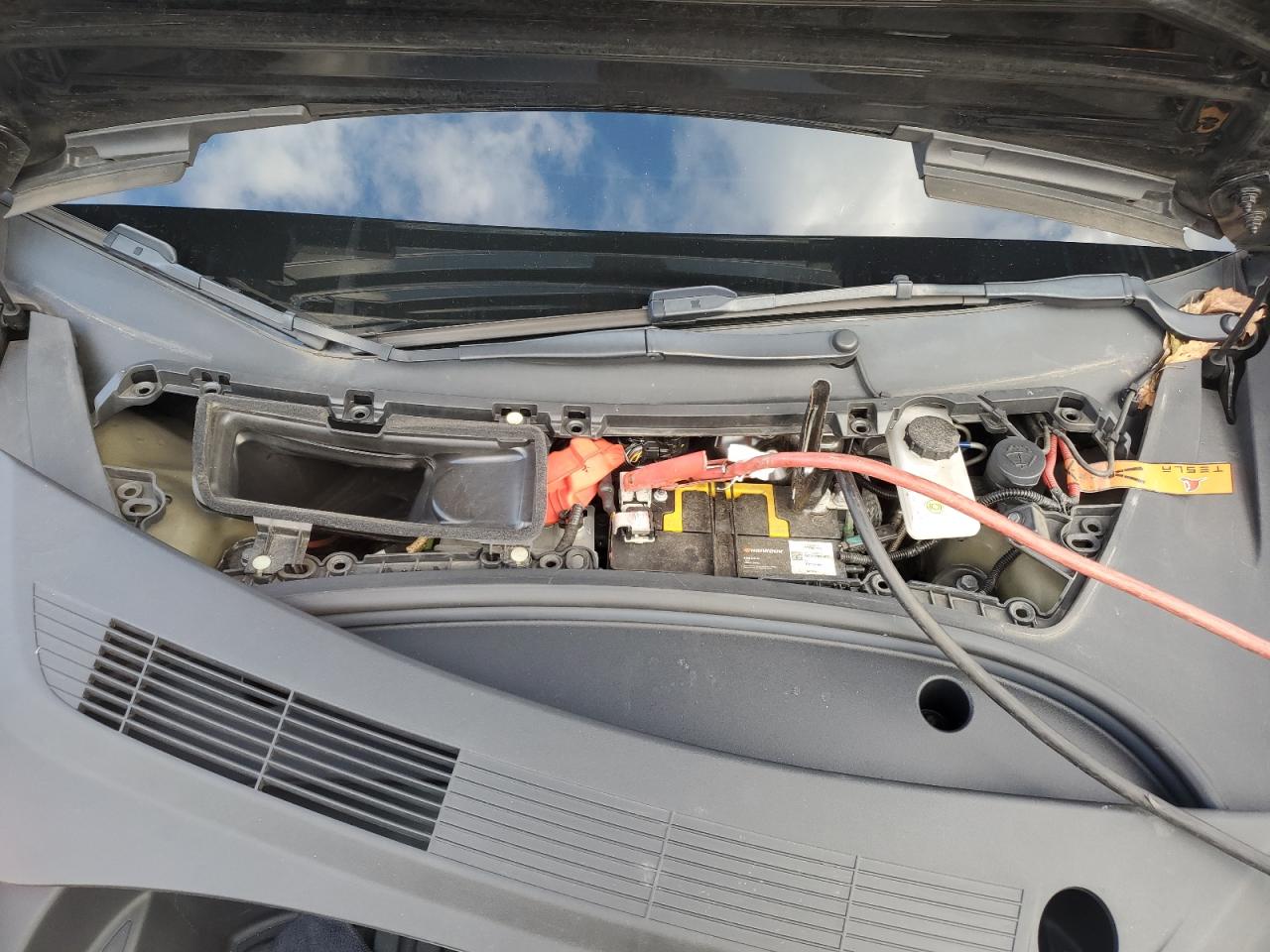 Tesla Model 3 Image 13