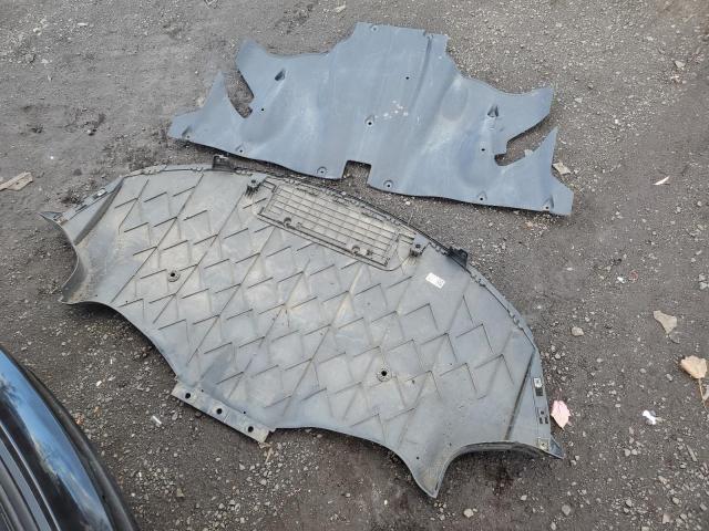 Tesla Model 3 Image 9