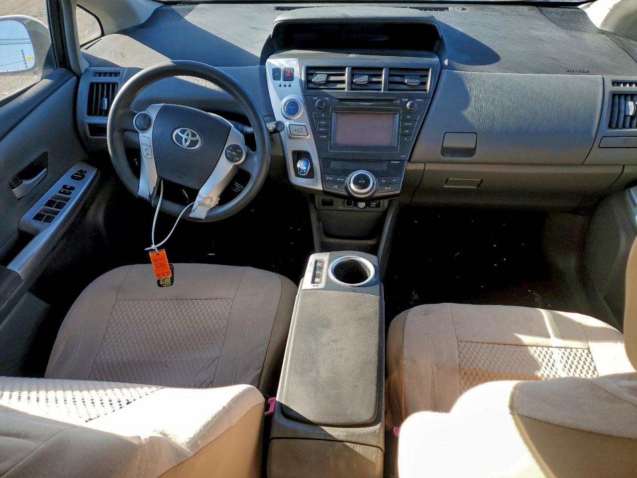 Toyota Prius Image 8