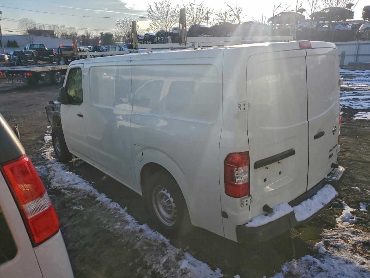 Nissan Nv 1500 S Image 9