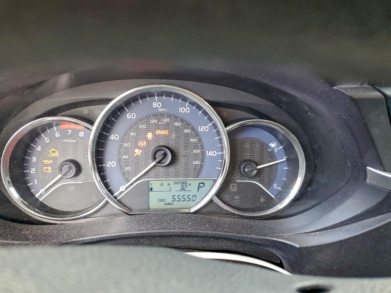 Toyota Corolla L Image 9