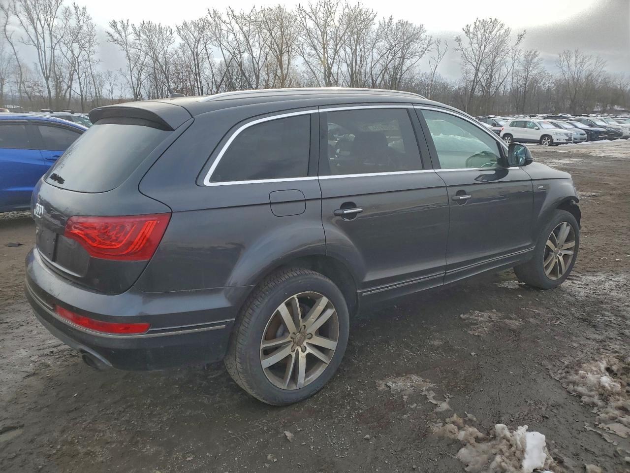 Audi Q7 Premium Plus Image 3