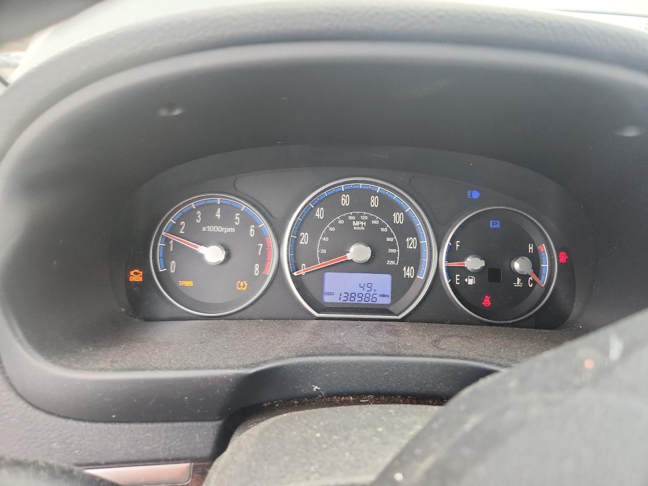 Hyundai SANTA FE Gls Image 8