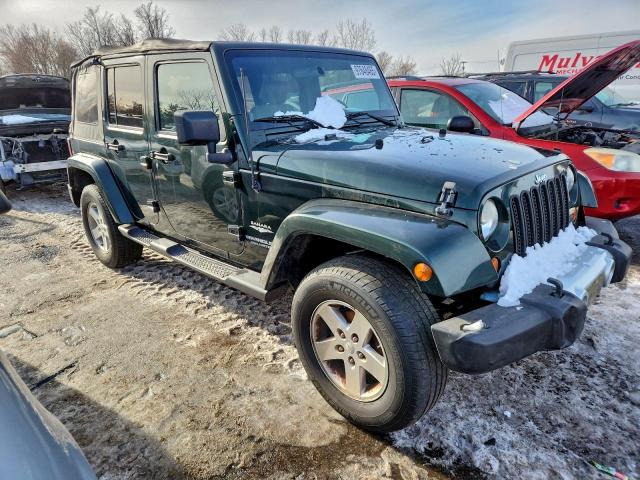 Jeep Wrangler Sahara Image 9