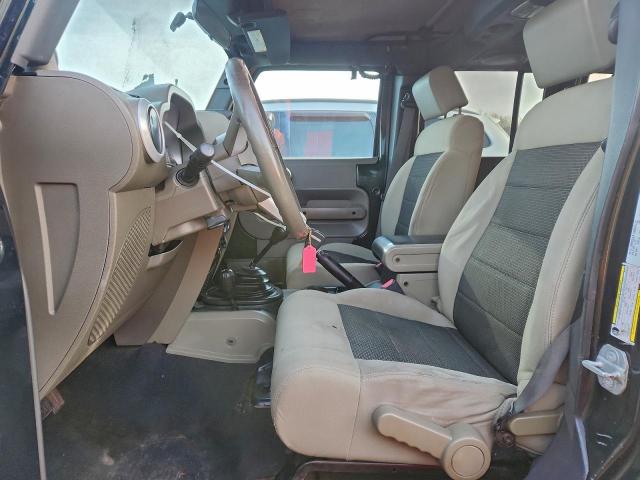 Jeep Wrangler Sahara Image 5