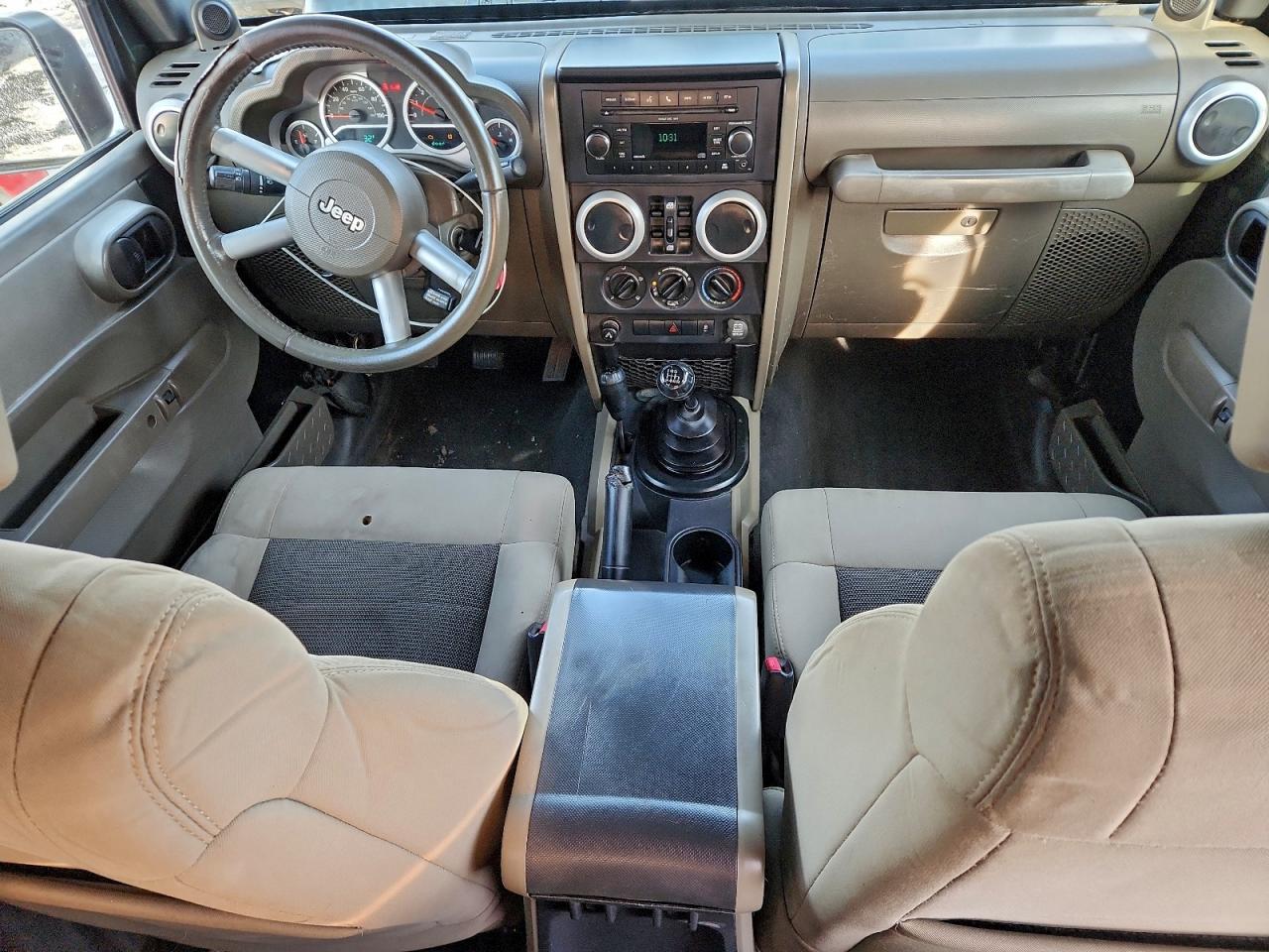 Jeep Wrangler Sahara Image 2