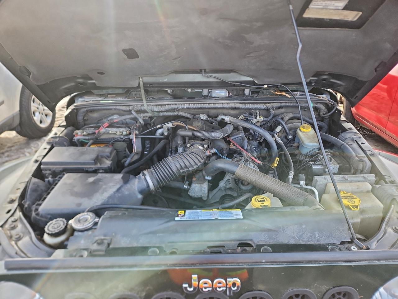 Jeep Wrangler Sahara Image 3