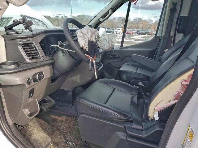 Ford Transit T-350 Image 5