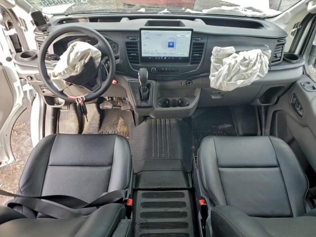 Ford Transit T-350 Image 11