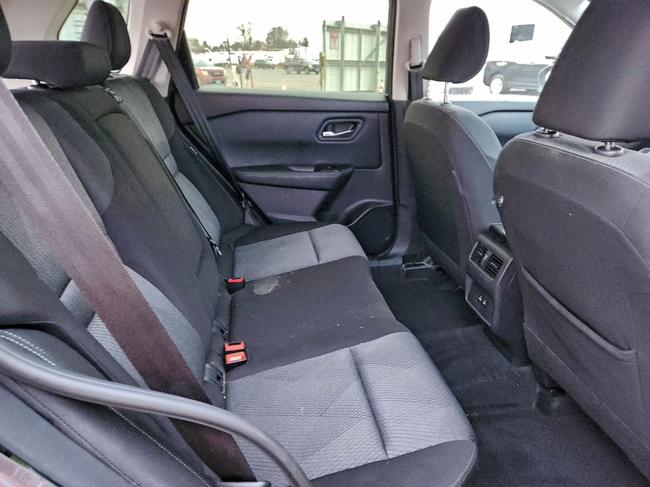 Nissan Rogue Sv Image 8