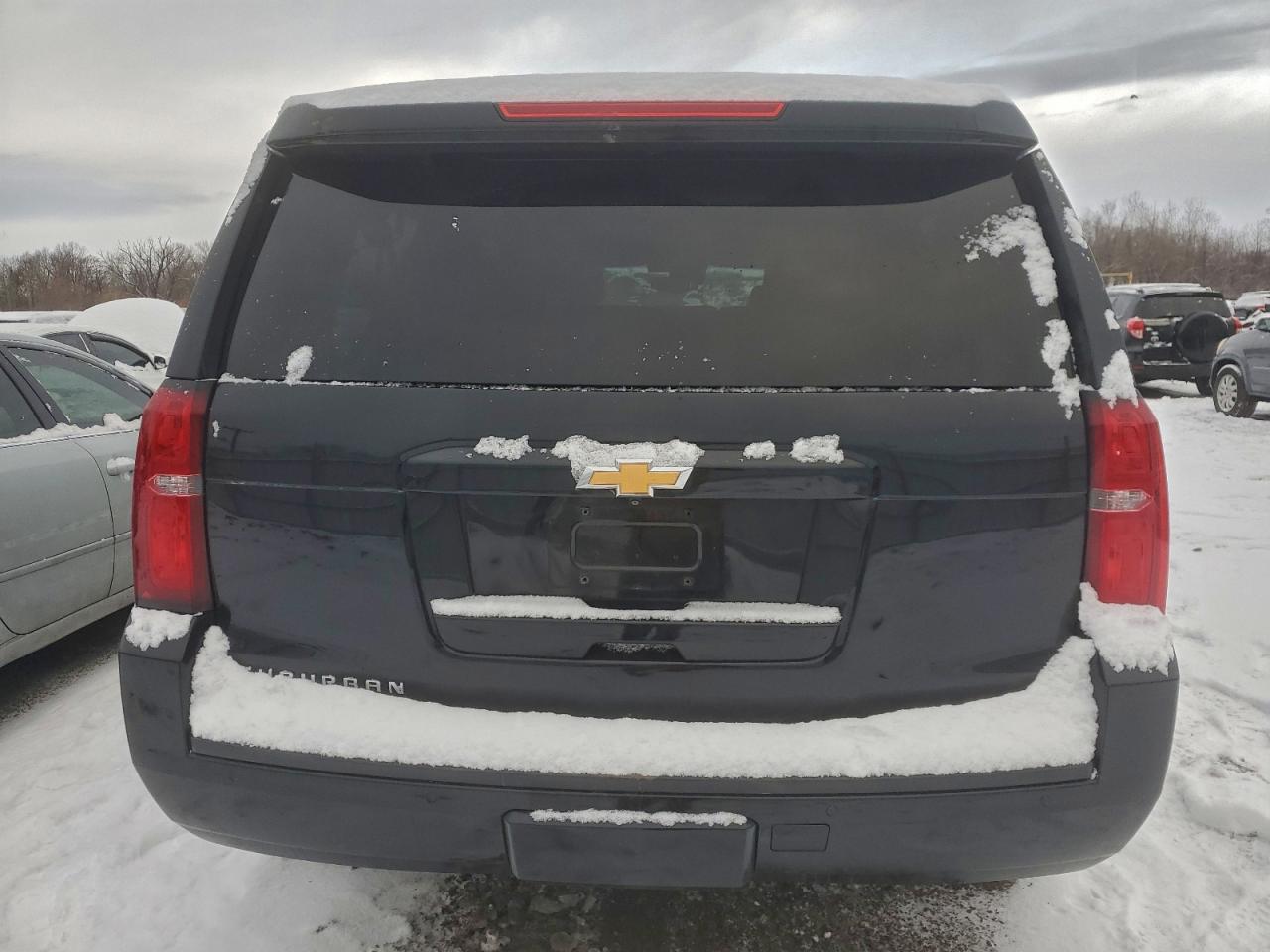 Chevrolet Suburban K1500 Lt Image 6