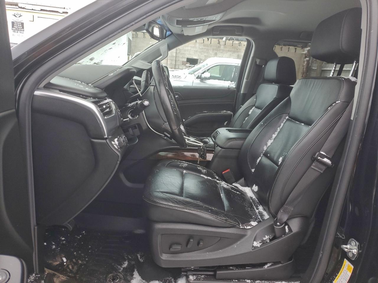 Chevrolet Suburban K1500 Lt Image 11