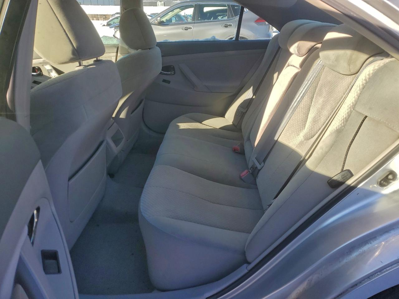 Toyota Camry Ce Image 5