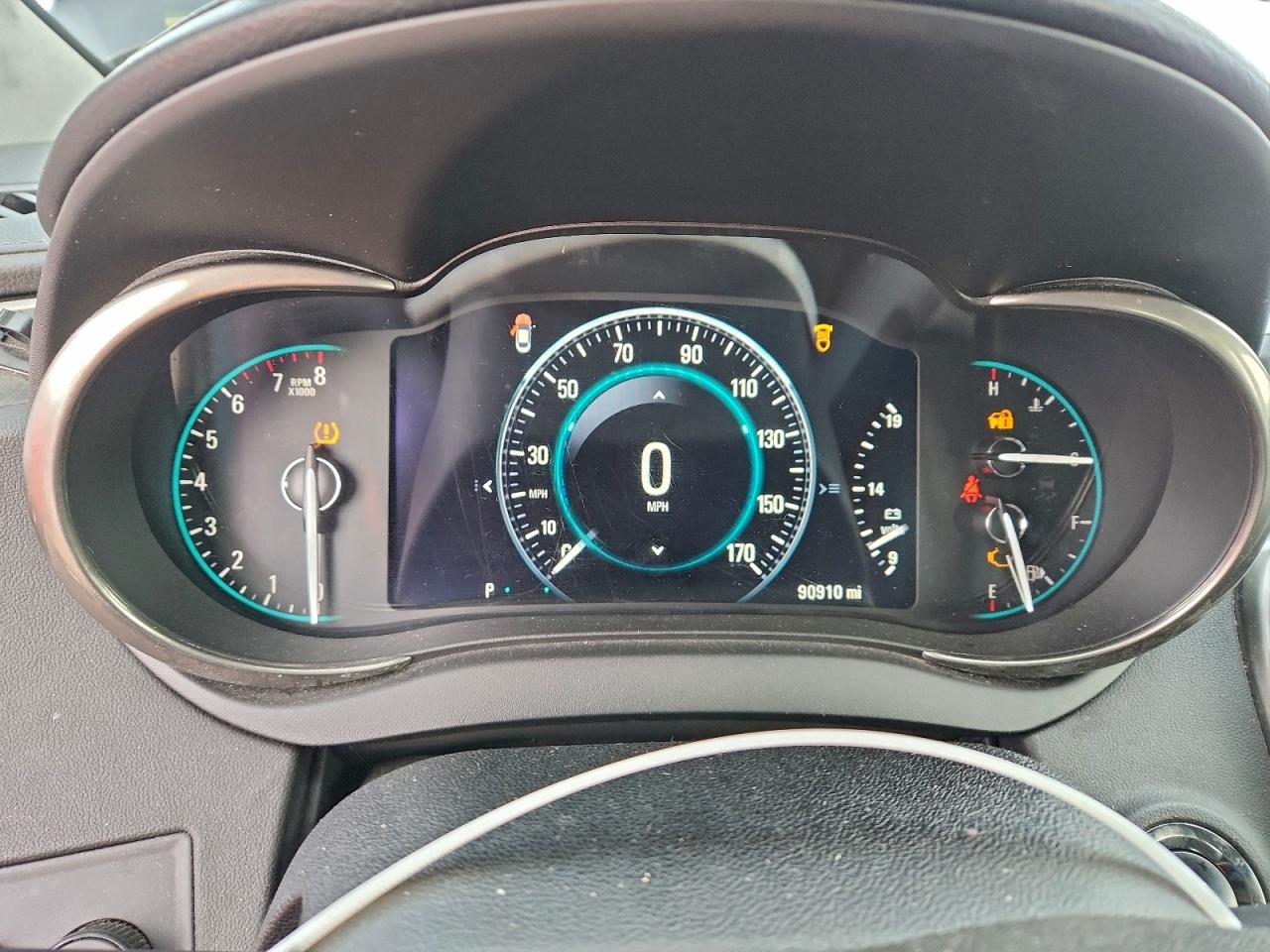 Buick LaCrosse Image 11