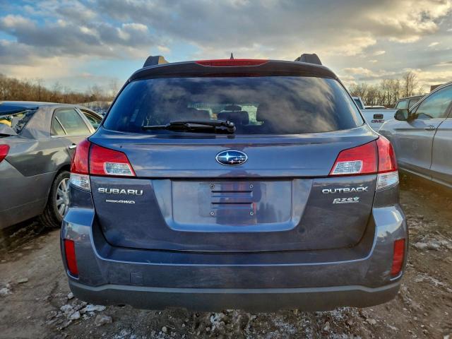 Subaru Outback 2.5i Premium Image 9