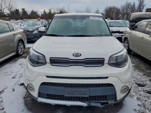 Kia Soul + Image 9
