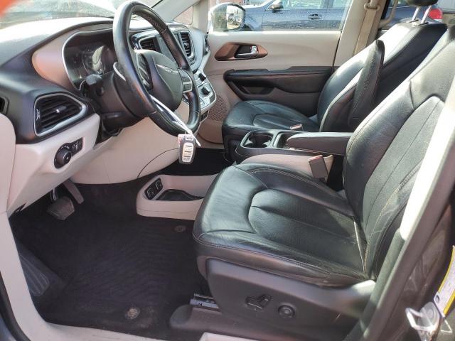 Chrysler Pacifica Touring L Image 5