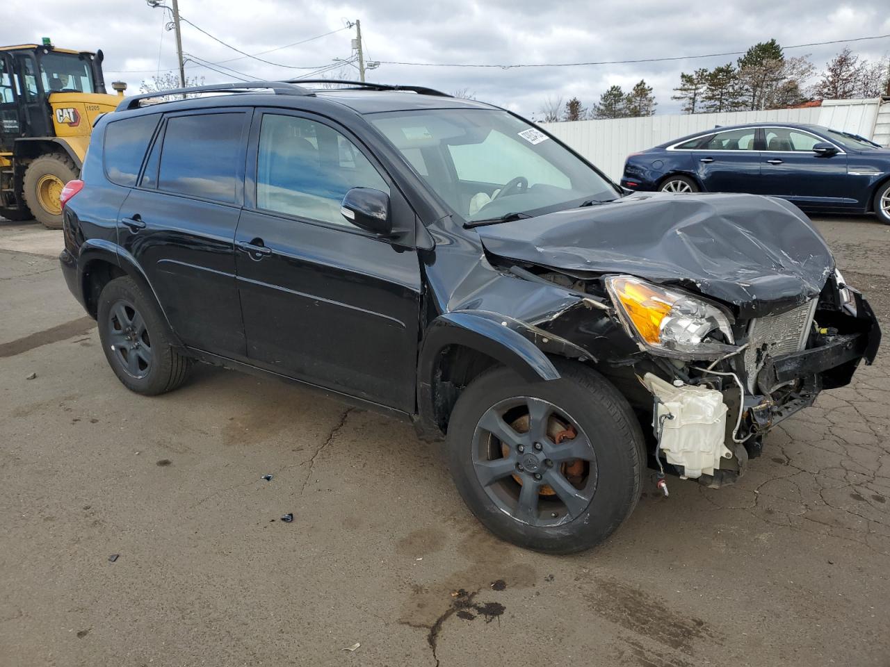 Toyota RAV4 Limited Image 5